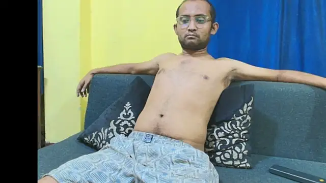 Cute boy2000 online show from May 22, 6:57 pm