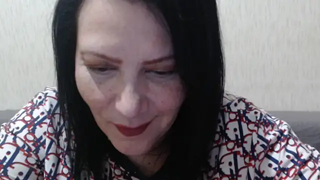 Snapshot of Mirabelle_Sweet chatting on October 17, 6:43 pm Mirabelle Sweet online show from October 17, 6:43 pm