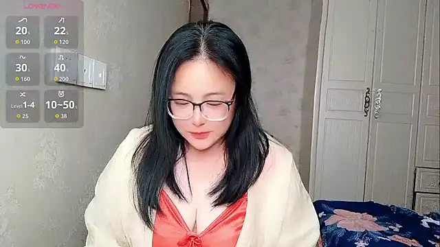 Vivianangn-e online show from June 11, 8:12 am