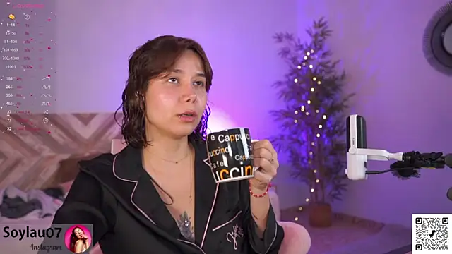 imjess01 online show from April 2, 4:26 pm