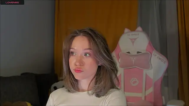 Snapshot of Amelia_Lein chatting on March 20, 1:35 am Amelia Lein online show from March 20, 1:35 am