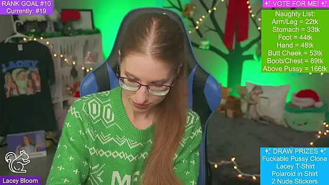 TheLaceyBloom online show from December 24, 1:16 am