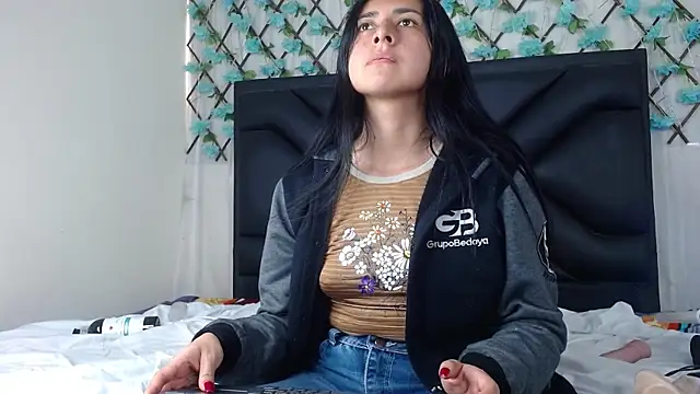 EmmaWilliamss online show from November 27, 3:14 pm