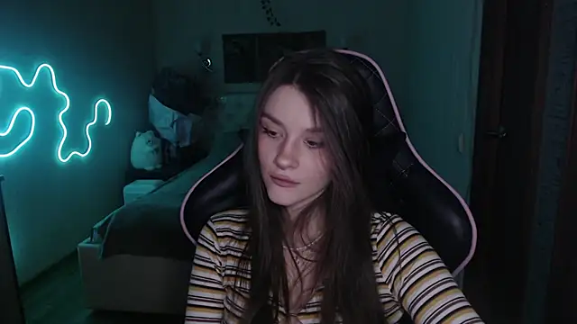 Snapshot of jeann_elsaa chatting on January 12, 3:07 am jeann elsaa online show from January 12, 3:07 am