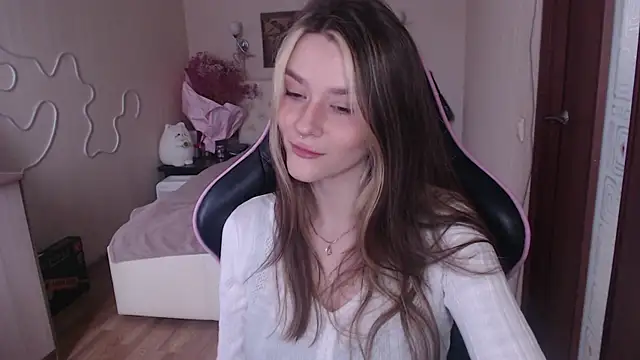 Snapshot of jeann_elsaa chatting on February 28, 7:48 am jeann elsaa online show from February 28, 7:48 am