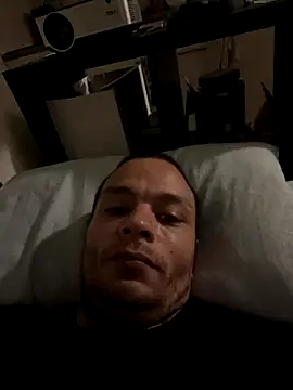 Snapshot of Reposed_Sundown chatting on December 17, 9:54 pm Reposed Sundown online show from December 17, 9:54 pm