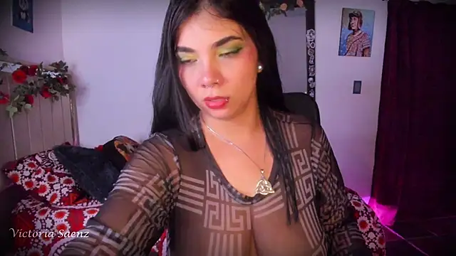 victoriaasaenz  online show from June 5, 12:39 am