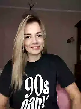 KrissSexi online show from March 6, 5:24 am