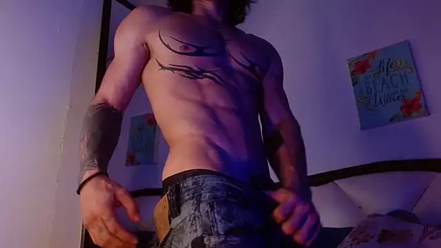 Snapshot of AlbertBernal69 chatting on September 15, 3:39 am AlbertBernal69 online show from September 15, 3:39 am