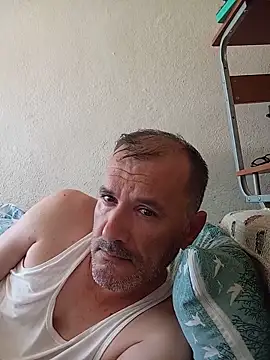 Snapshot of bestofyalcinturkey chatting on June 22, 10:12 am bestofyalcinturkey online show from June 22, 10:12 am