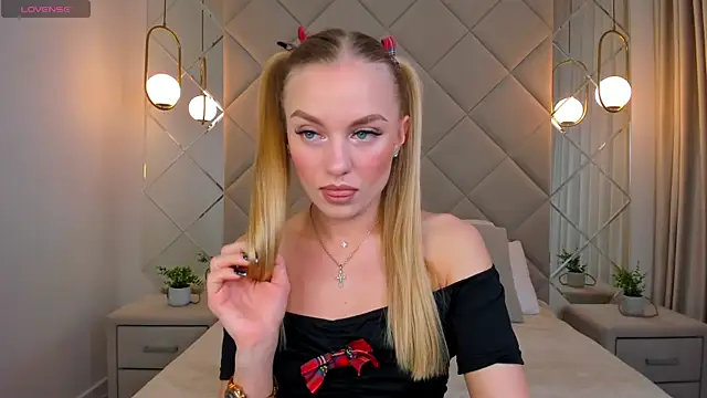 Barbie Lis online show from March 5, 12:27 am