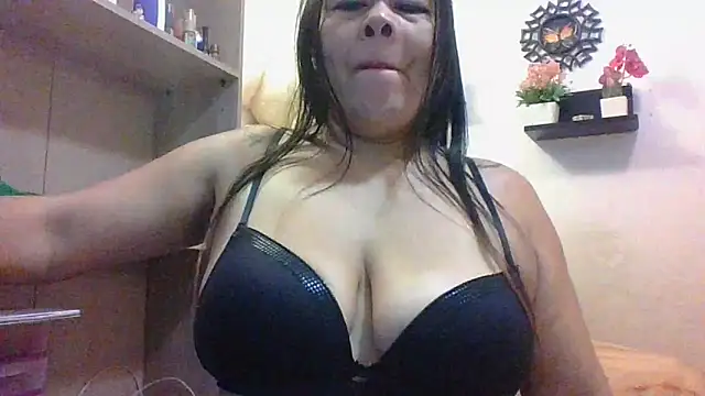 ChiaraFioree online show from October 9, 9:13 pm