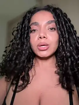 Mariecurl online show from February 11, 3:44 am