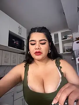 Insane Issa online show from January 11, 6:54 pm