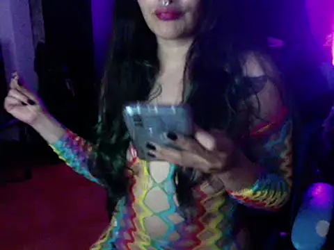Snapshot of AngelaQueen_ chatting on February 8, 11:34 pm AngelaQueen online show from February 8, 11:34 pm