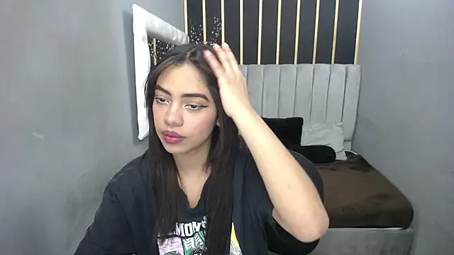 Snapshot of keizy__conte chatting on December 10, 7:54 pm keizy conte online show from December 10, 7:54 pm