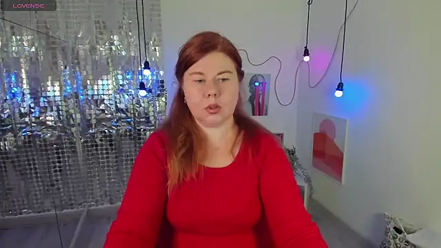 Mrs Emilia online show from December 22, 8:49 am