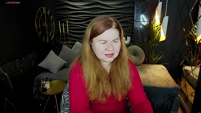 Mrs Emilia online show from December 24, 12:44 am