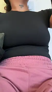 LunaBaker-1 online show from April 17, 7:00 am