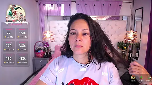 Snapshot of Georgina-Musk chatting on December 20, 9:28 pm Georgina-Musk online show from December 20, 9:28 pm
