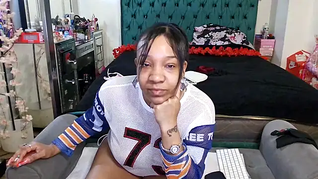 YasmineMinaj online show from February 23, 2:53 am