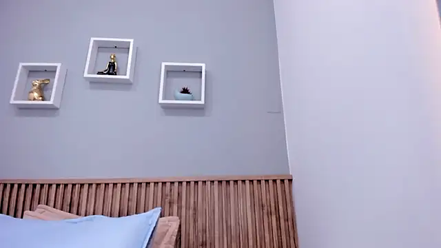 SalommeeT online show from February 1, 7:18 am