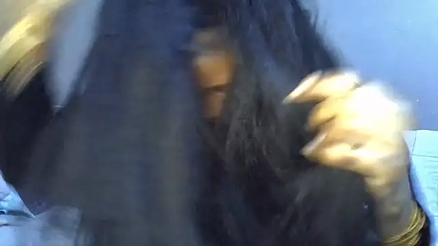 sweetchocolate9 online show from March 20, 5:40 pm