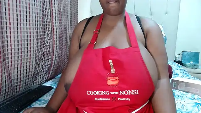 Snapshot of CHOCOLATEDARKBUSTYX chatting on January 12, 9:40 am CHOCOLATEDARKBUSTYX online show from January 12, 9:40 am