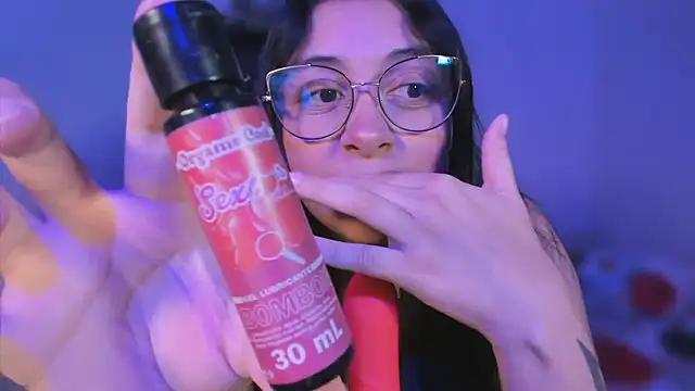 Soysofiarodrigu online show from March 4, 10:27 pm