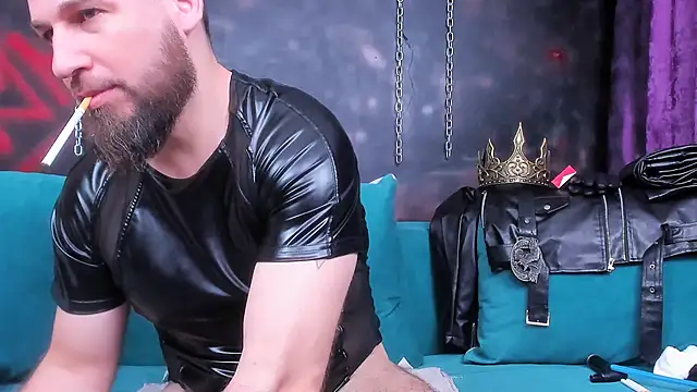 Snapshot of ArmandoSteel4u chatting on November 18, 9:30 pm ArmandoSteel4u online show from November 18, 9:30 pm