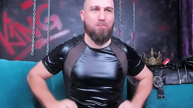 Snapshot of ArmandoSteel4u chatting on November 26, 12:11 am ArmandoSteel4u online show from November 26, 12:11 am