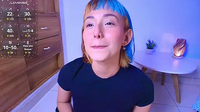 tati cardenas online show from March 18, 5:21 am