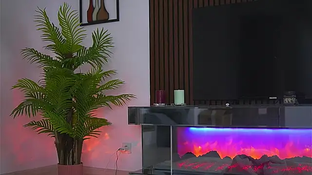 Abbela White online show from April 8, 5:29 am