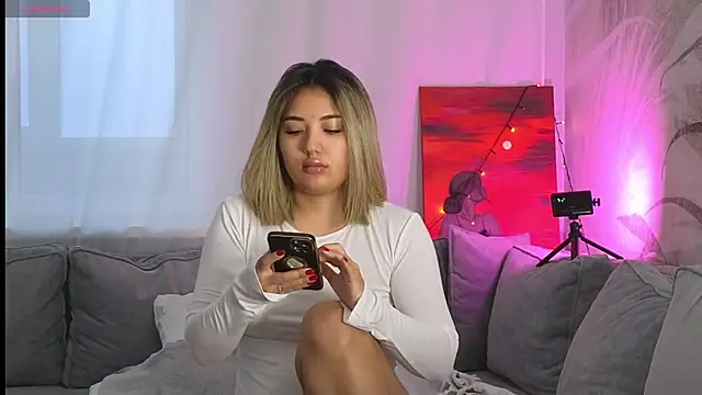 Snapshot of lily__foster chatting on January 14, 6:56 am lily foster online show from January 14, 6:56 am