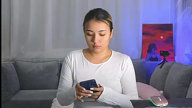 Snapshot of lily__foster chatting on February 12, 7:02 pm lily foster online show from February 12, 7:02 pm