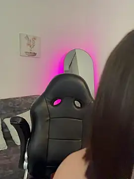 Megan lu2 online show from December 17, 5:13 am