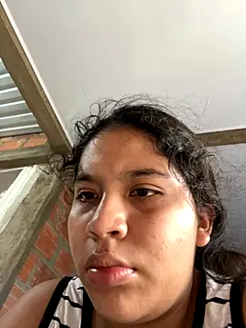 Snapshot of moncerrat_luna chatting on November 19, 4:40 pm moncerrat luna online show from November 19, 4:40 pm