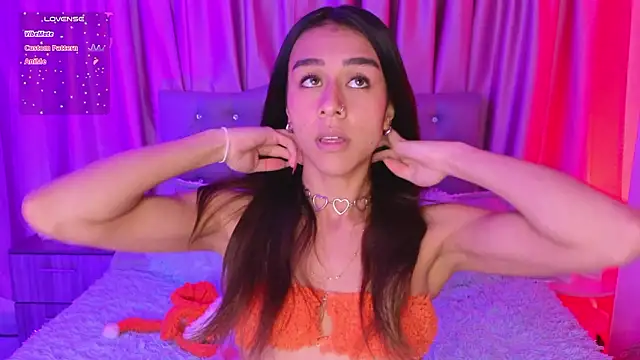 Emiily Scott1 online show from February 19, 12:06 am