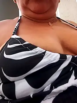 Snapshot of HORNY_MATURE25 chatting on January 18, 6:53 pm HORNY MATURE25 online show from January 18, 6:53 pm