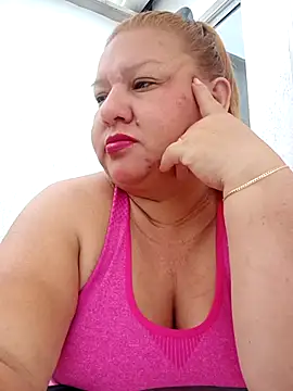 Snapshot of HORNY_MATURE25 chatting on March 5, 7:27 pm HORNY MATURE25 online show from March 5, 7:27 pm