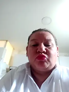 Snapshot of HORNY_MATURE25 chatting on September 28, 4:23 pm HORNY MATURE25 online show from September 28, 4:23 pm
