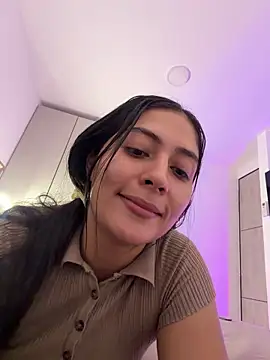 Sophie  Foxxx online show from April 4, 8:17 pm