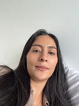 Snapshot of Sophie__Foxxx chatting on April 30, 10:14 pm Sophie Foxxx online show from April 30, 10:14 pm