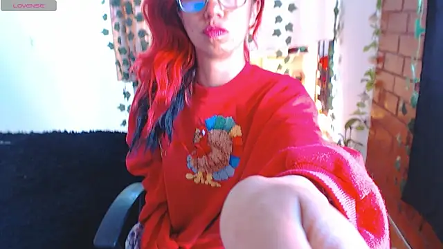 Snapshot of Roxanbunny1 chatting on January 17, 3:53 pm Roxanbunny1 online show from January 17, 3:53 pm