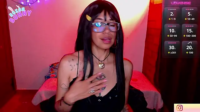 Snapshot of Roxanbunny1 chatting on September 27, 11:54 pm Roxanbunny1 online show from September 27, 11:54 pm