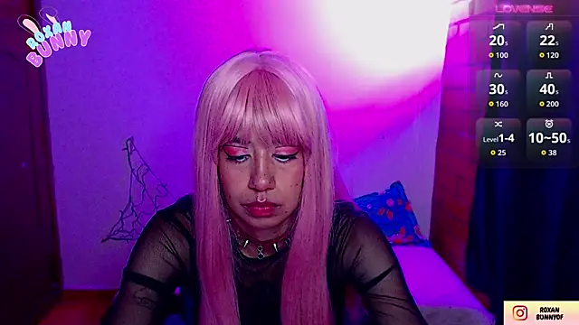 Snapshot of Roxanbunny1 chatting on October 5, 3:16 am Roxanbunny1 online show from October 5, 3:16 am