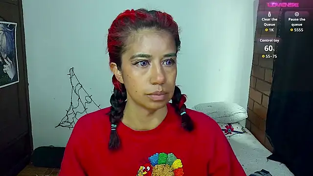 Snapshot of Roxanbunny1 chatting on October 14, 1:34 pm Roxanbunny1 online show from October 14, 1:34 pm