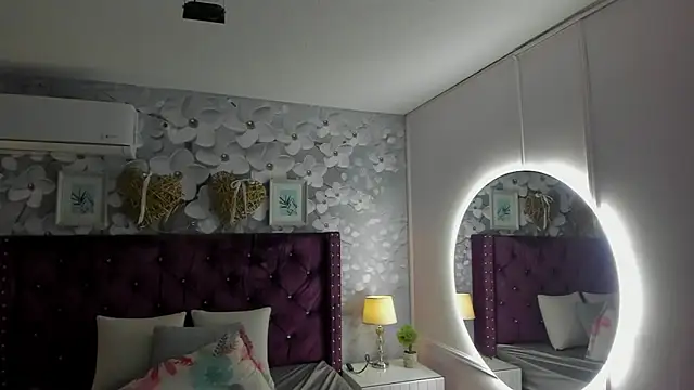 Snapshot of dalila_salazar chatting on May 24, 1:32 am dalila salazar online show from May 24, 1:32 am