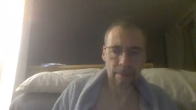 ptitcanard60600 online show from October 12, 10:31 pm