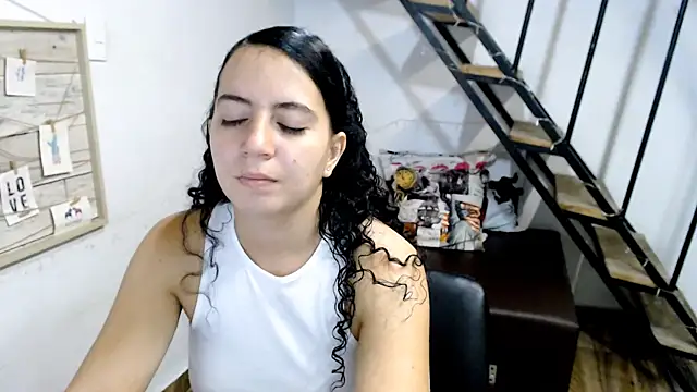 Snapshot of samantha_baby_ chatting on March 12, 9:24 pm samantha baby online show from March 12, 9:24 pm